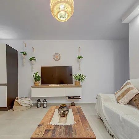 Modern & Spacious 2br With Balconies In Msida By 360 Estates Daire
