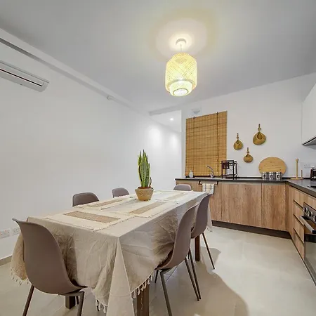 Modern & Spacious 2br With Balconies In Msida By 360 Estates Daire *