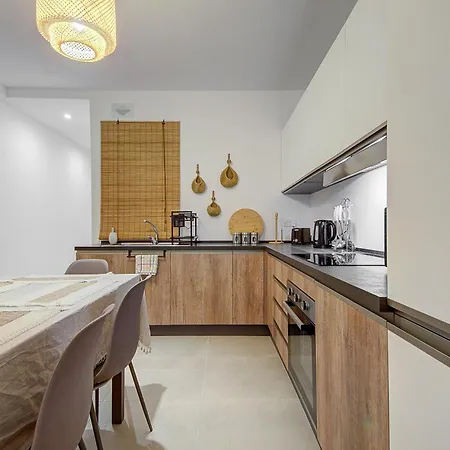 Modern & Spacious 2br With Balconies In Msida By 360 Estates Apartment Pieta