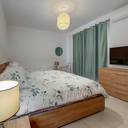 Modern & Spacious 2br With Balconies In Msida By 360 Estates * Pieta