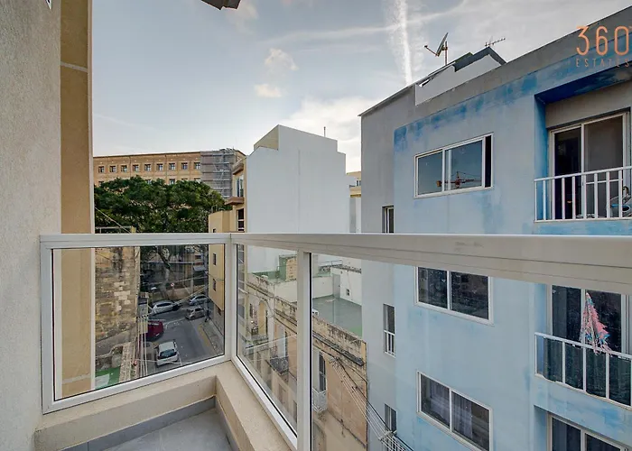 Modern & Spacious 2br With Balconies In Msida By 360 Estates Apartment
